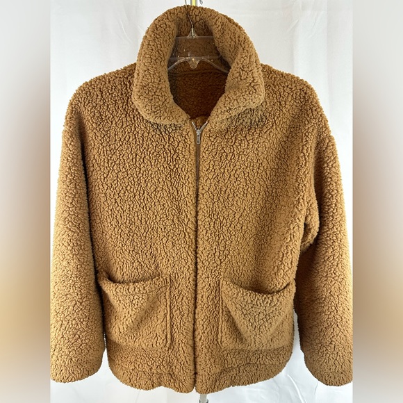 Jackets & Blazers - Great warmth, softness and comfort in this zip up high pile fleece Sherpa jacket